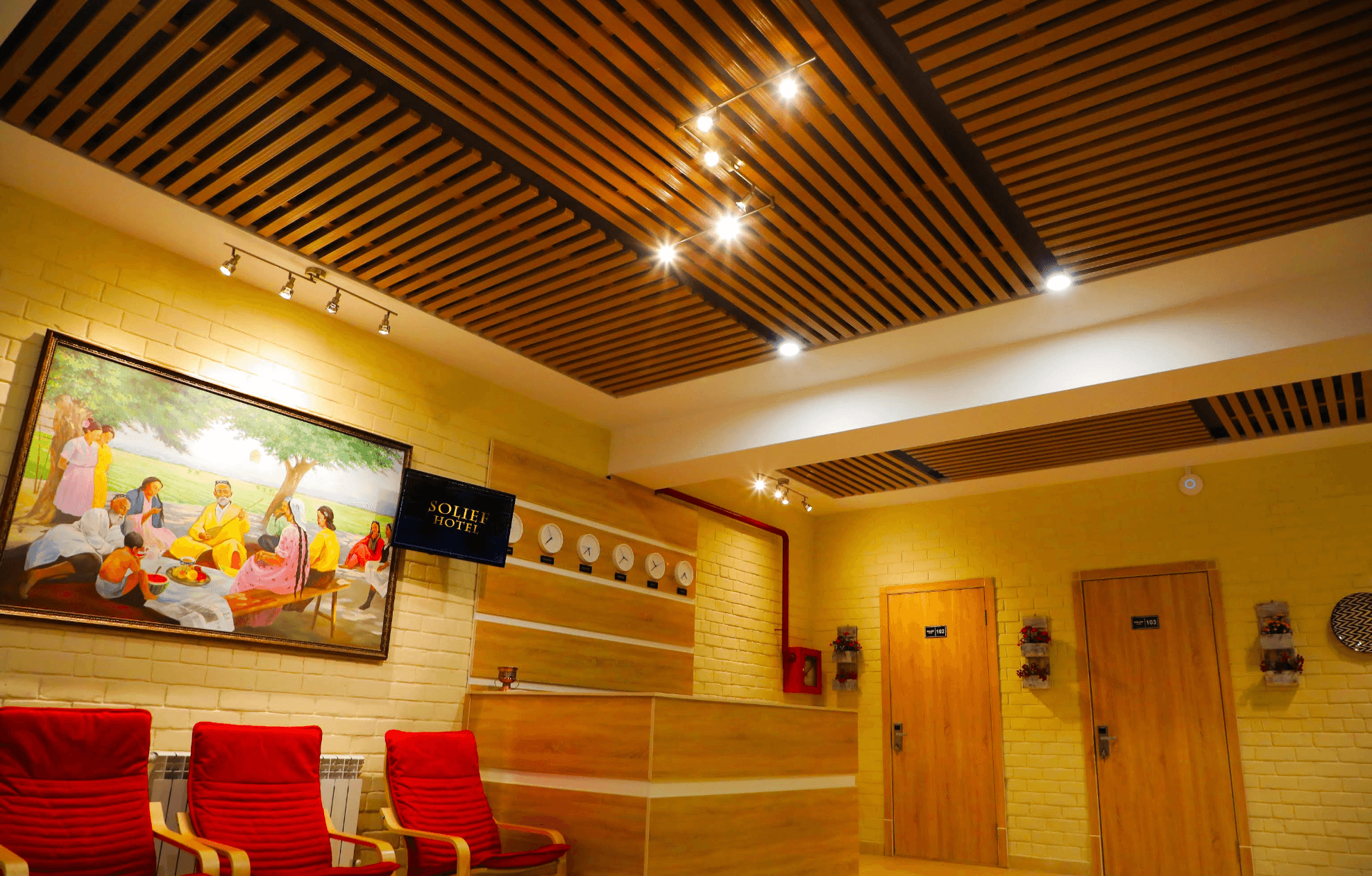 Reception and lounge at Solief Hotel